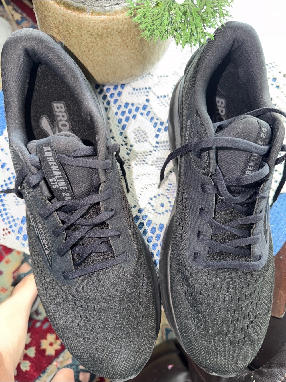 Brooks Adrenaline GTS 24 Running Shoes